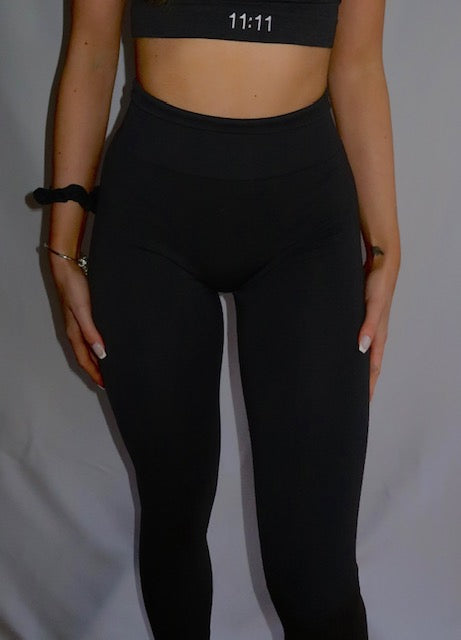 Nova Black Contour Seamless leggings